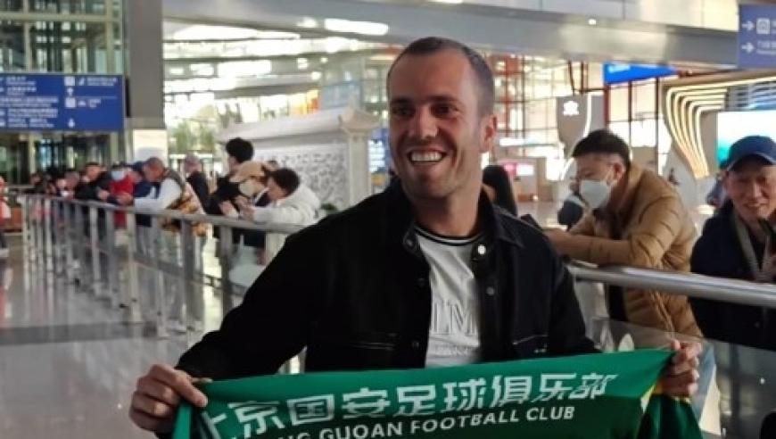 大V：中美俄站在一起英法不满也没用,管家婆2025年六肖十八码,最新答案解释落实_升级版V6.43